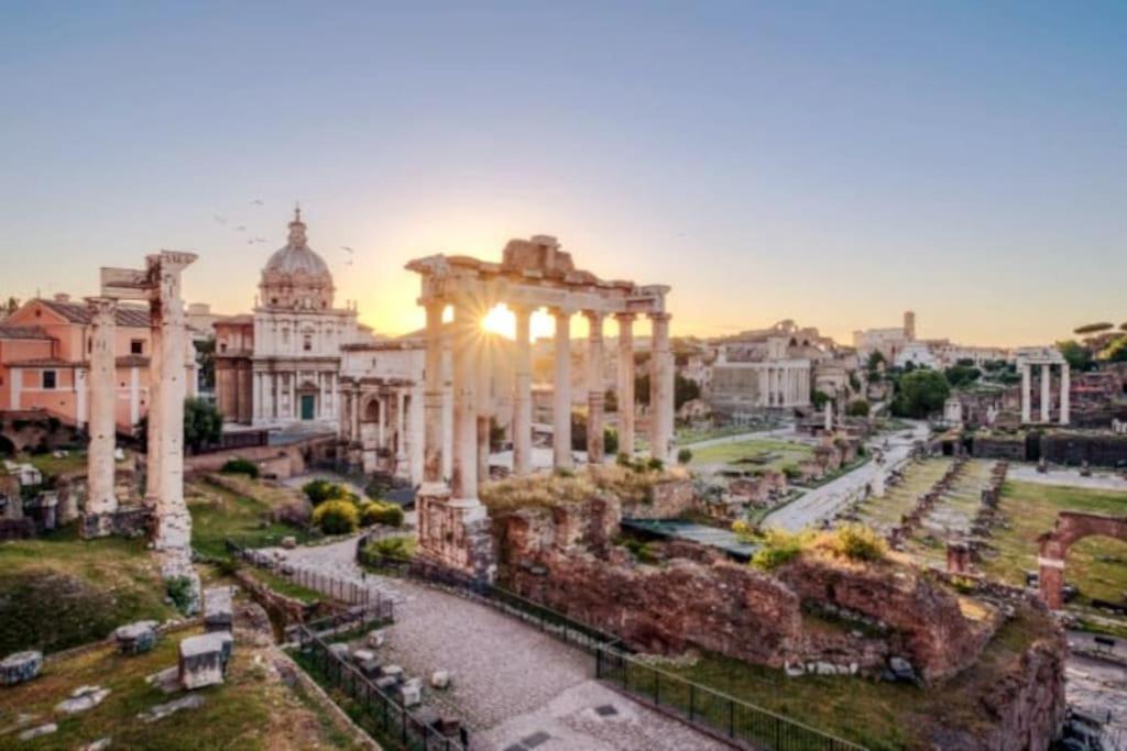 Appartamento A Due Fermate Dal ColosseoWi-Fi & Netflix Gratis Roma Esterno foto