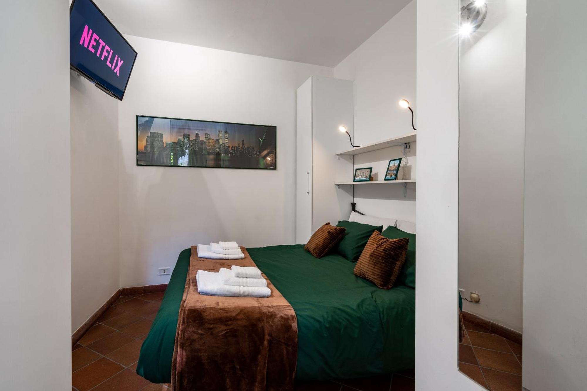 Appartamento A Due Fermate Dal ColosseoWi-Fi & Netflix Gratis Roma Esterno foto